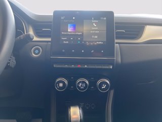 RENAULT Captur 1.6 E-Tech hybrid Intens 145cv auto