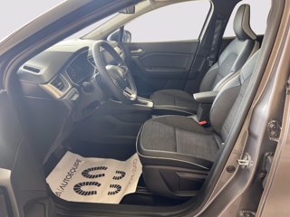 RENAULT Captur 1.6 E-Tech hybrid Intens 145cv auto