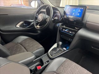 TOYOTA Yaris Cross 1.5h Lounge fwd 116cv e-cvt