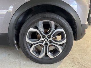 RENAULT Captur 1.6 E-Tech hybrid Techno Fast Track 145cv auto