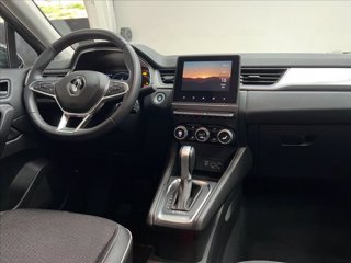 RENAULT Captur 1.6 E-Tech hybrid Intens 145cv auto