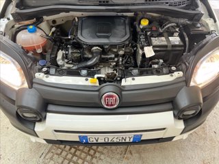 FIAT Panda 1.0 firefly hybrid Cross s&s 70cv 5p.ti
