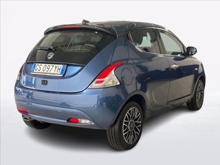 LANCIA Ypsilon 1.0 firefly hybrid Platino s&s 70cv