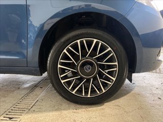 LANCIA Ypsilon 1.0 firefly hybrid Platino s&s 70cv