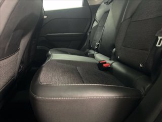 RENAULT Captur 1.6 E-Tech hybrid Intens 145cv auto