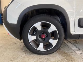 FIAT Panda 1.0 firefly hybrid Cross s&s 70cv 5p.ti