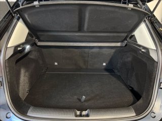 MG ZS 1.5 hybrid+ Luxury auto