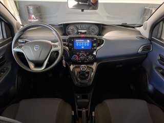 LANCIA Ypsilon 1.0 firefly hybrid Platino s&s 70cv