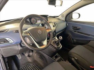 LANCIA Ypsilon 1.0 firefly hybrid Platino s&s 70cv