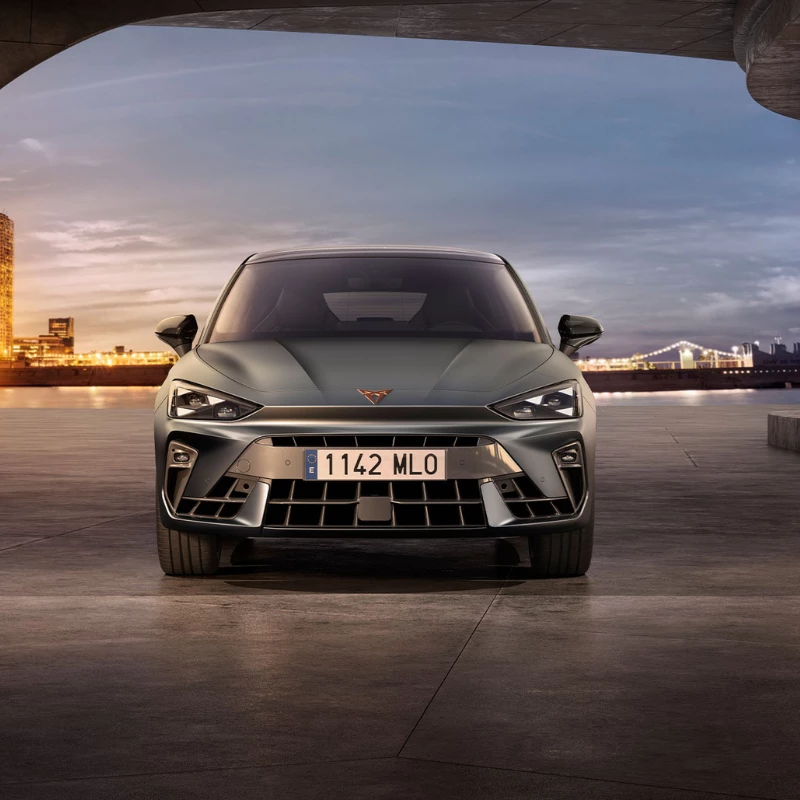 NUOVA CUPRA LEON (2)